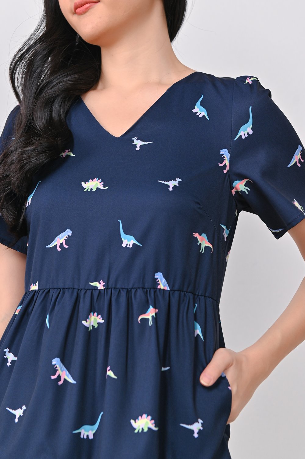 DINO PRINTED BABYDOLL DRESS IN NAVY