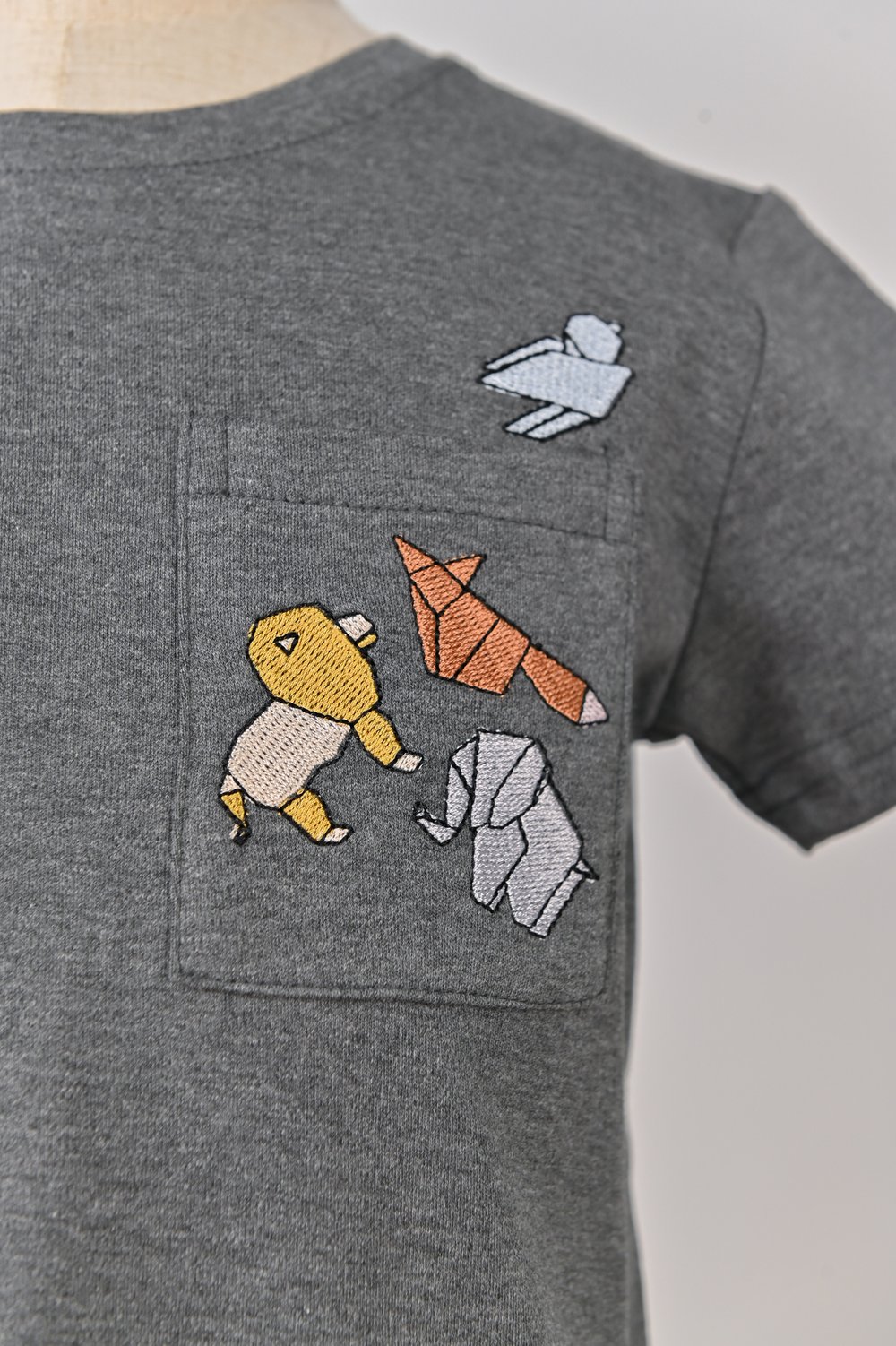 ORIGAMI ZOO GREY EMB. KIDS’ TEE