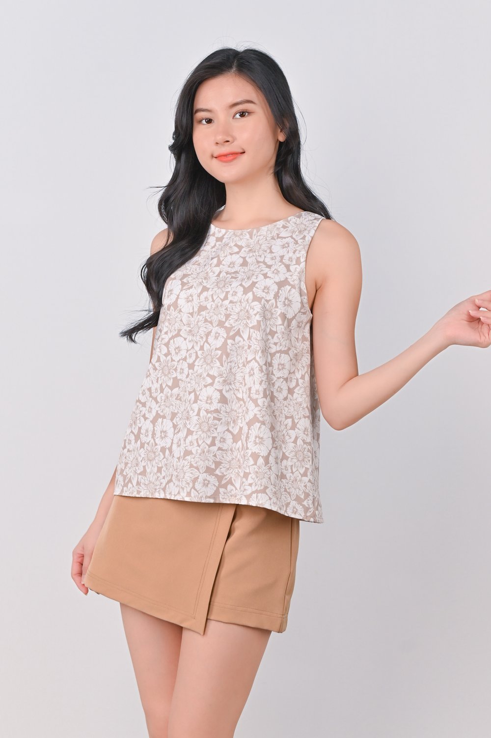 NUDE BLOOMS TWO-WAY TOP