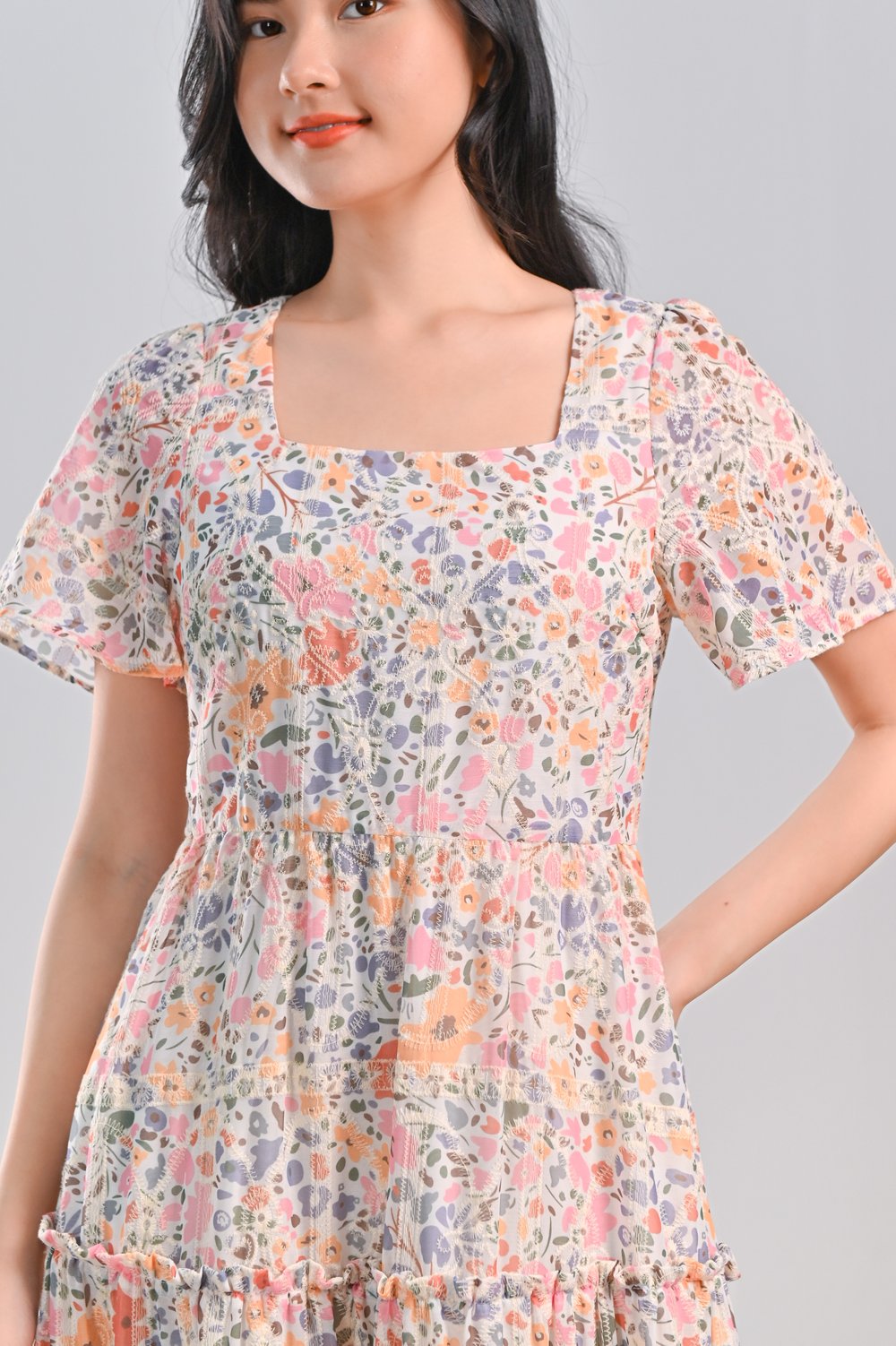 DARIE EYELET FLORAL SLEEVED TIERED DRESS