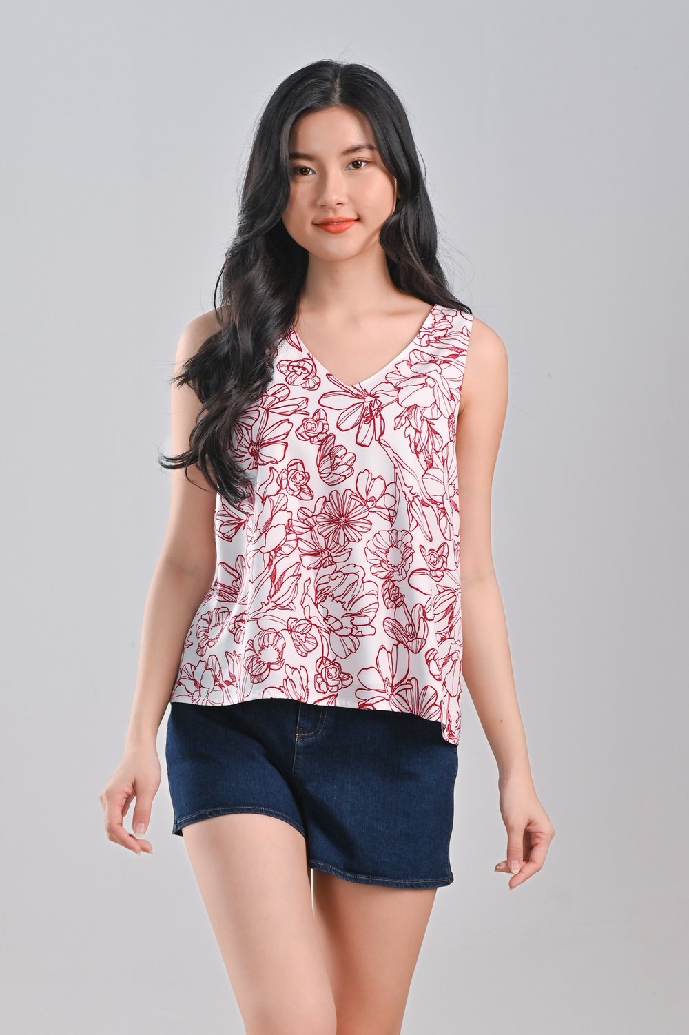 RED SKETCHED FLORALS TWO-WAY TOP