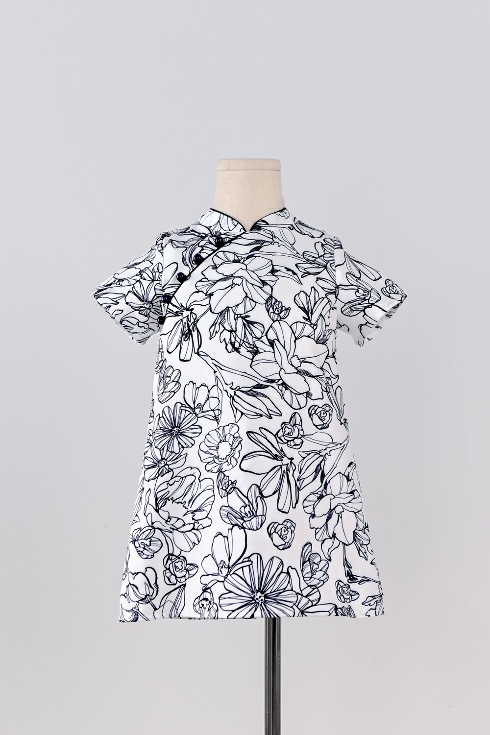 NAVY SKETCHED FLORALS KIDS’ CHEONGSAM