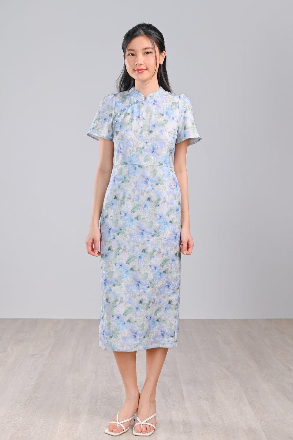 PERL BLUE FLORAL PENCIL CHEONGSAM