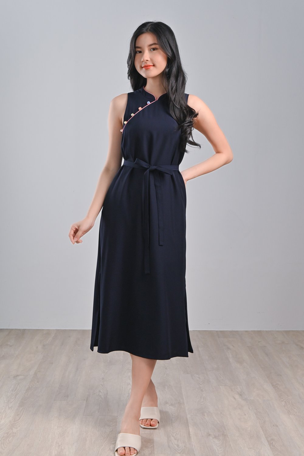 RACHEL NAVY SIDE-SLIT CHEONGSAM