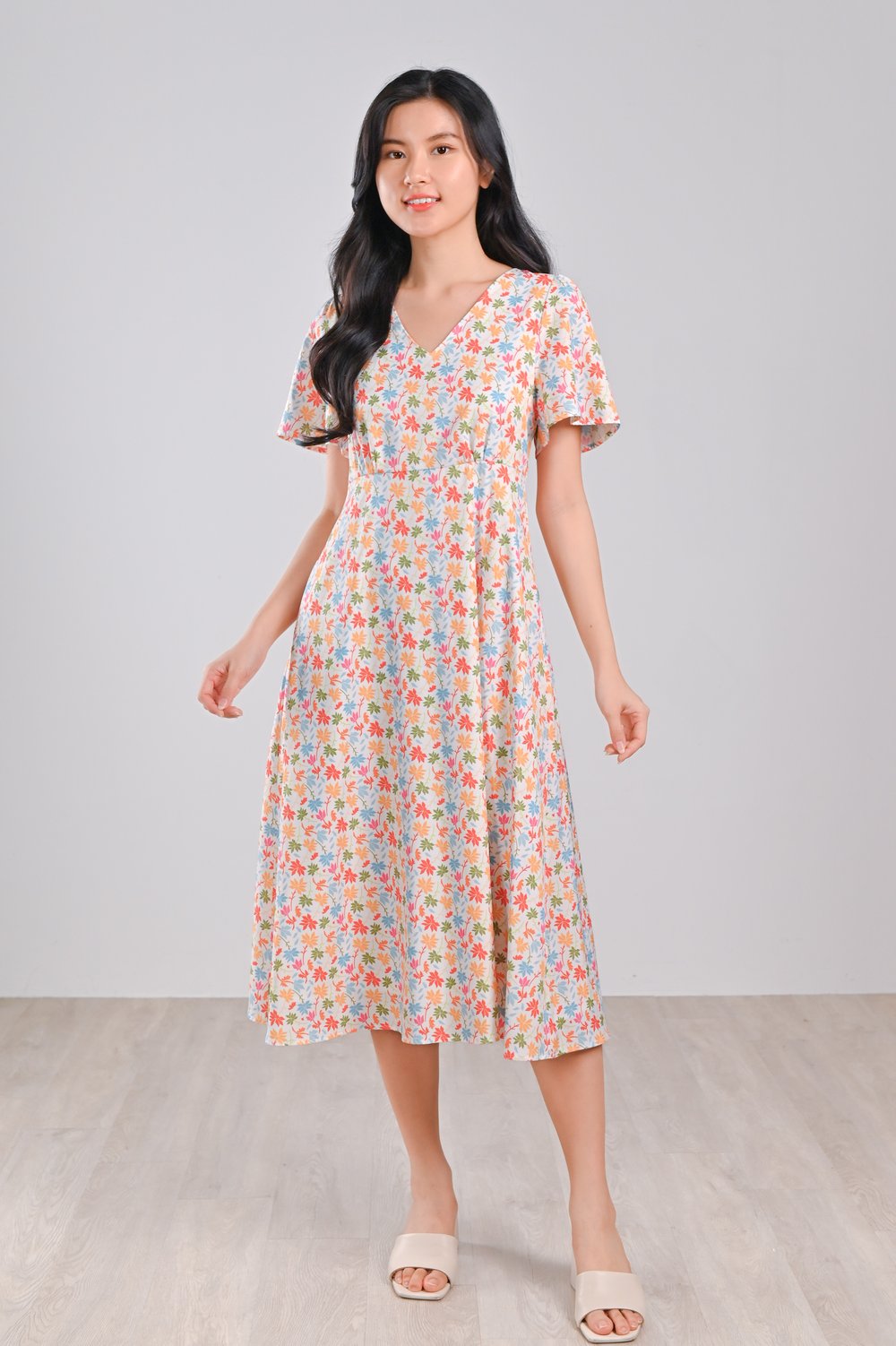 ATHOL LEAVES SLEEVED V-NECK MIDI DRESS