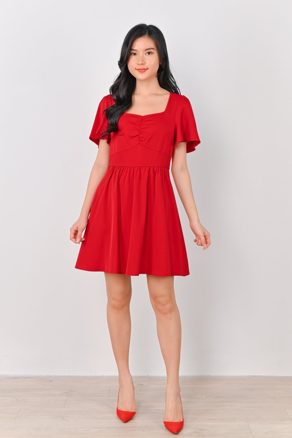GAYLE SWEETHEART RUCHED DRESS-ROMPER IN RED