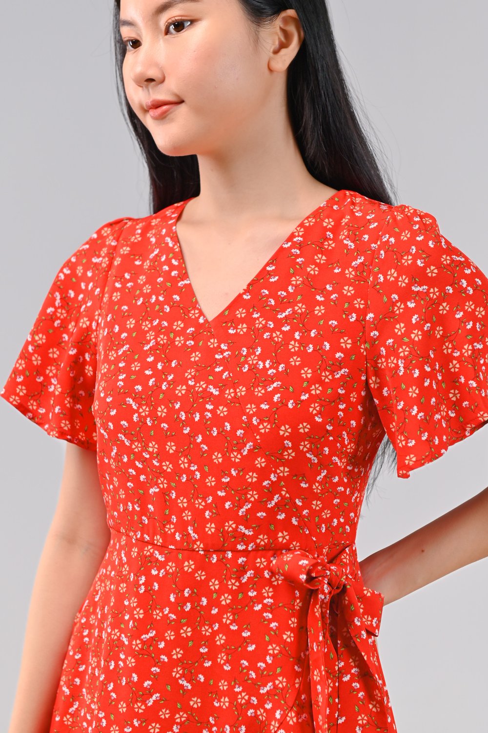 DALLIE FLORAL RUFFLE DRESS-ROMPER IN RED