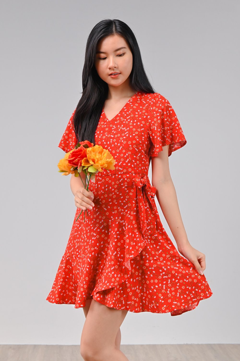 DALLIE FLORAL RUFFLE DRESS-ROMPER IN RED