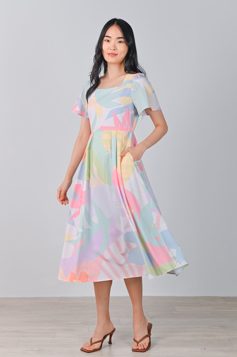 SPRING FLING SLEEVED SQUARE-NECK DRESS