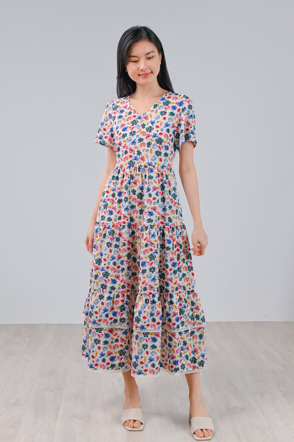 SPRING FANCIES CREAM SLEEVED TIERED DRESS