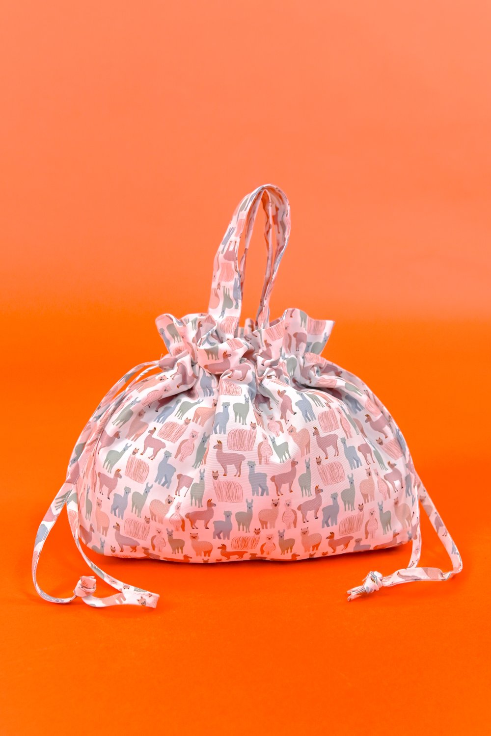 PASTEL LLAMA DUMPLING BAG
