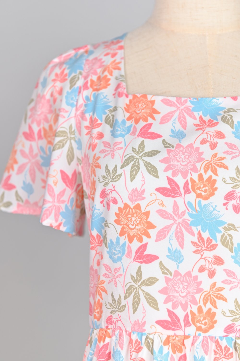 CAMY RAINBOW SQUARE-NECK BABYDOLL DRESS