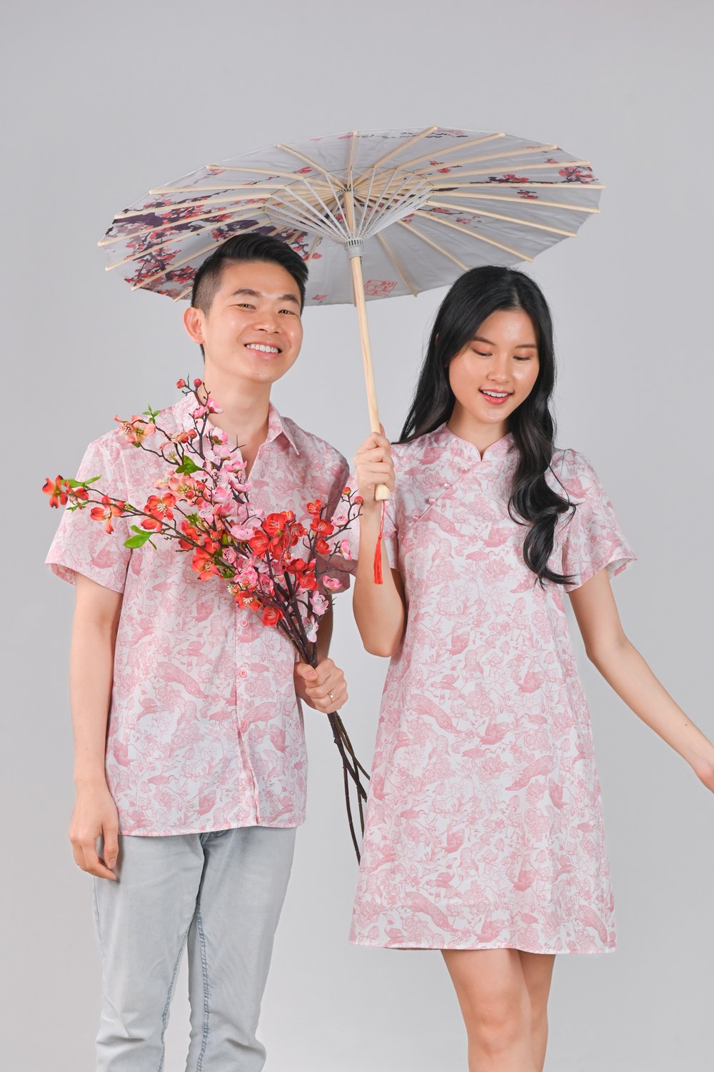 PINK FEATHERED TALES SLEEVED CHEONGSAM