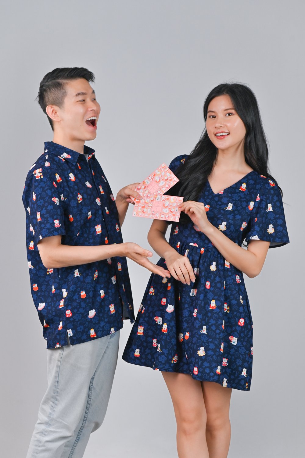 FORTUNE FLORAL CAT NAVY V-NECK DRESS-ROMPER