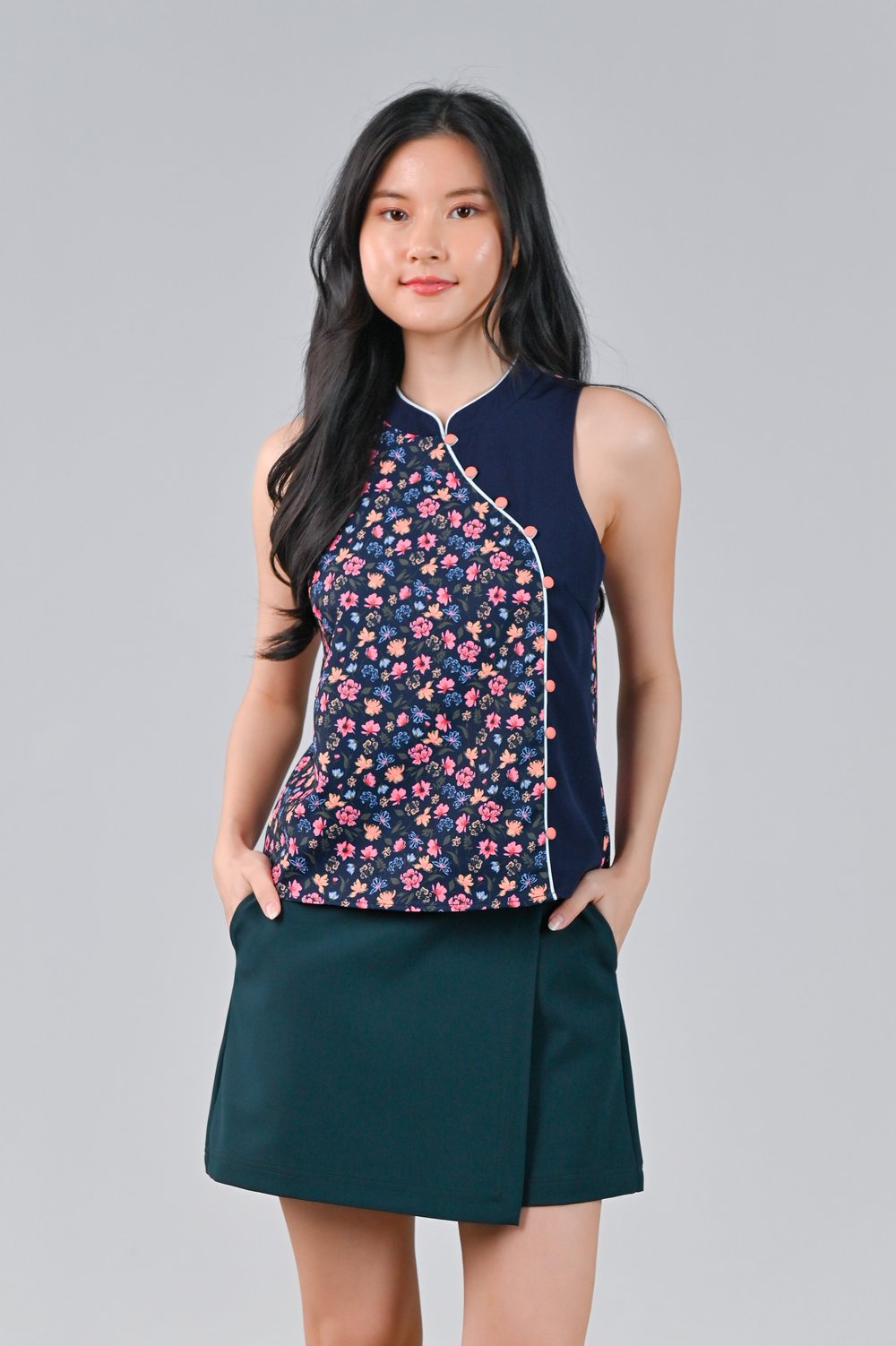 NIGHT GARDEN CHEONGSAM TOP