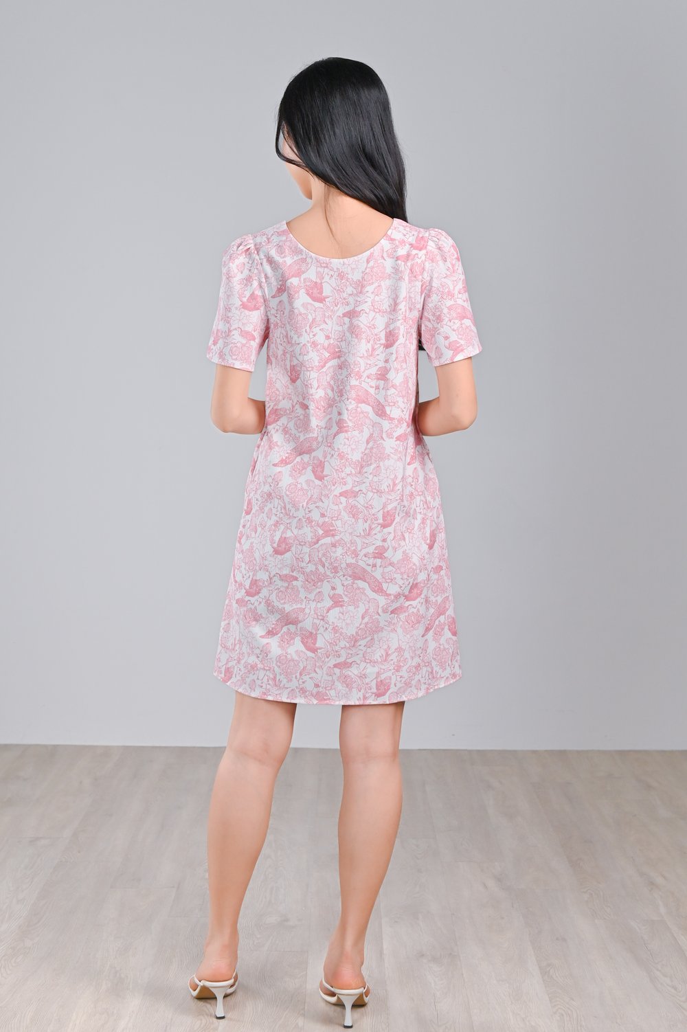 PINK FEATHERED TALES SLEEVED SHIFT DRESS