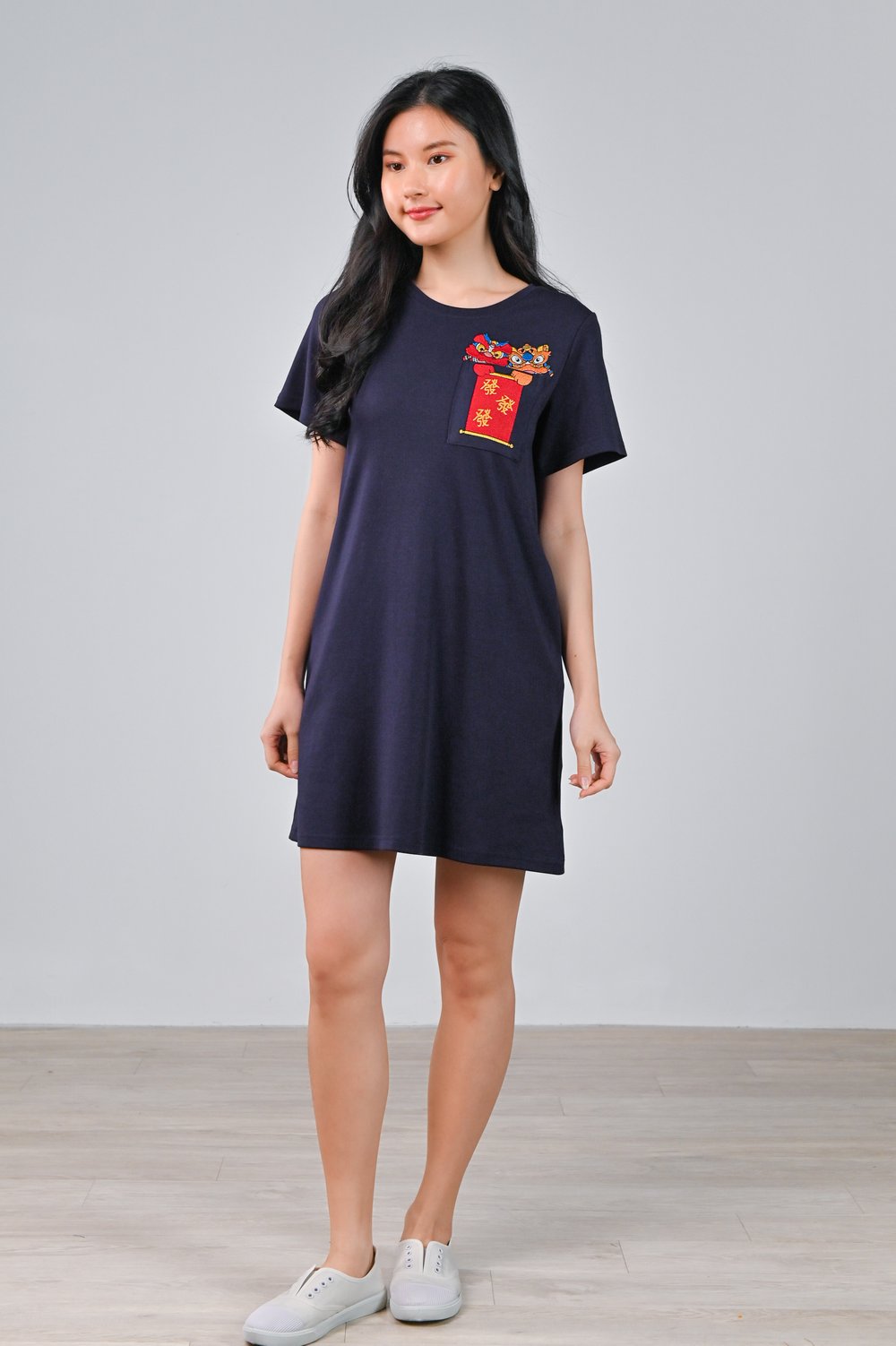 FAFAFA LION DANCE EMB. TEE DRESS