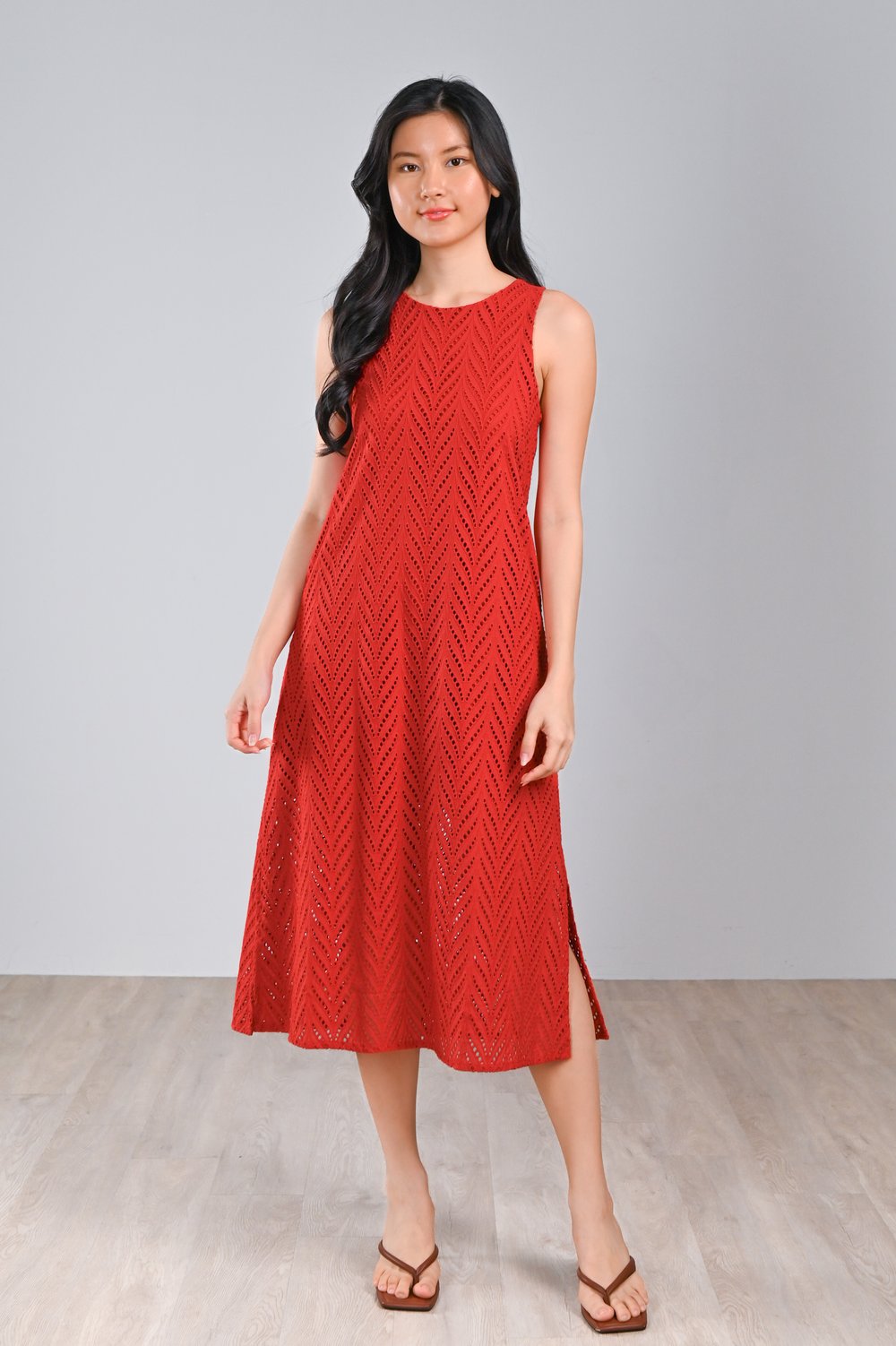 SINING EYELET SIDE-SLIT MIDI DRESS IN ORANGE-RED