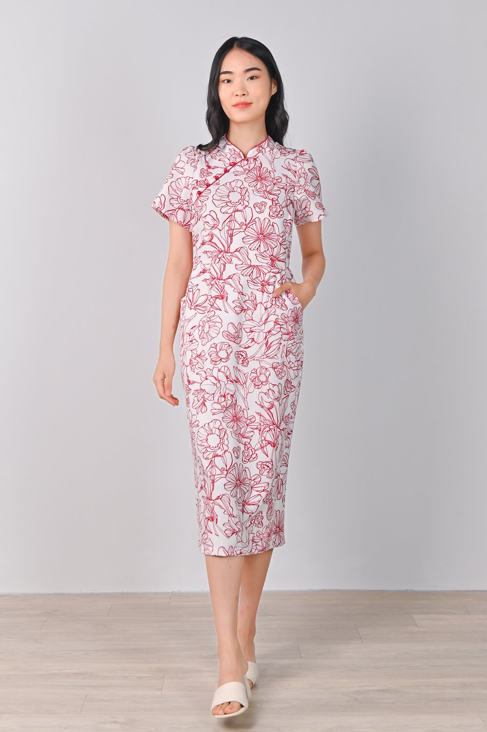 RED SKETCHED FLORALS PENCIL CHEONGSAM
