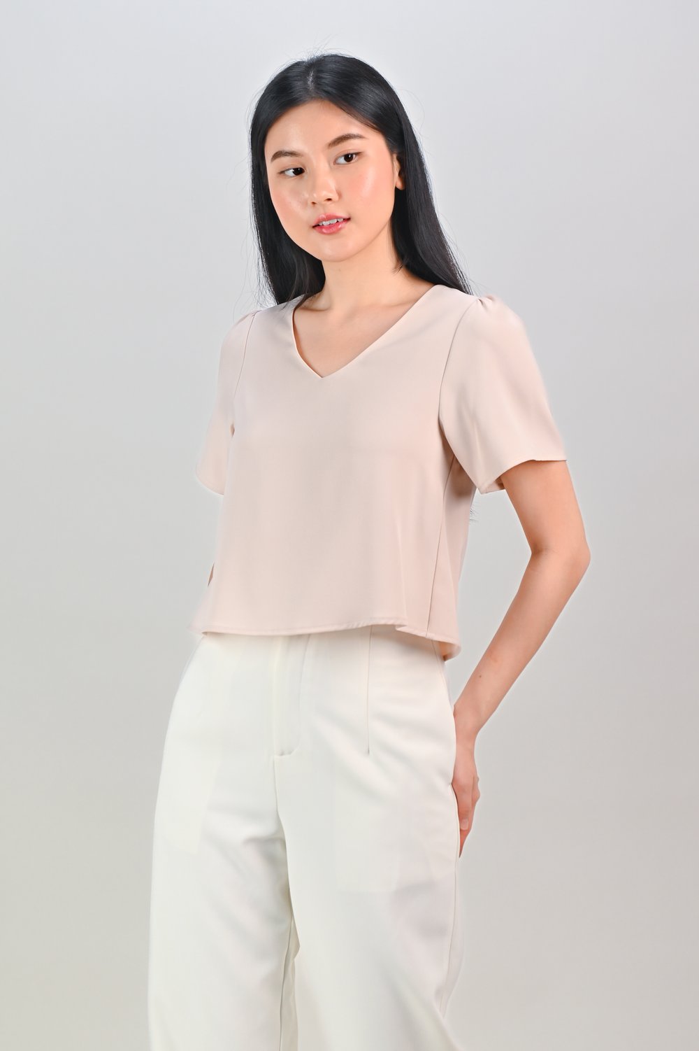 PEIPEI SLEEVED LAYERED TOP IN SAND