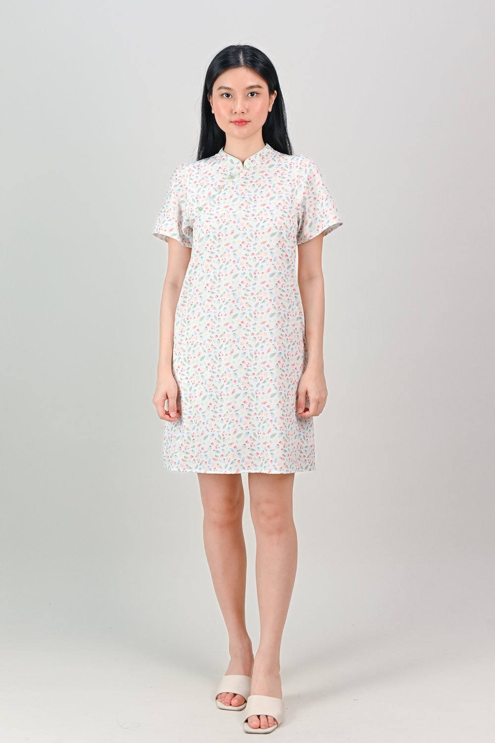 FRIENDS OF THE FOREST SLEEVED CHEONGSAM