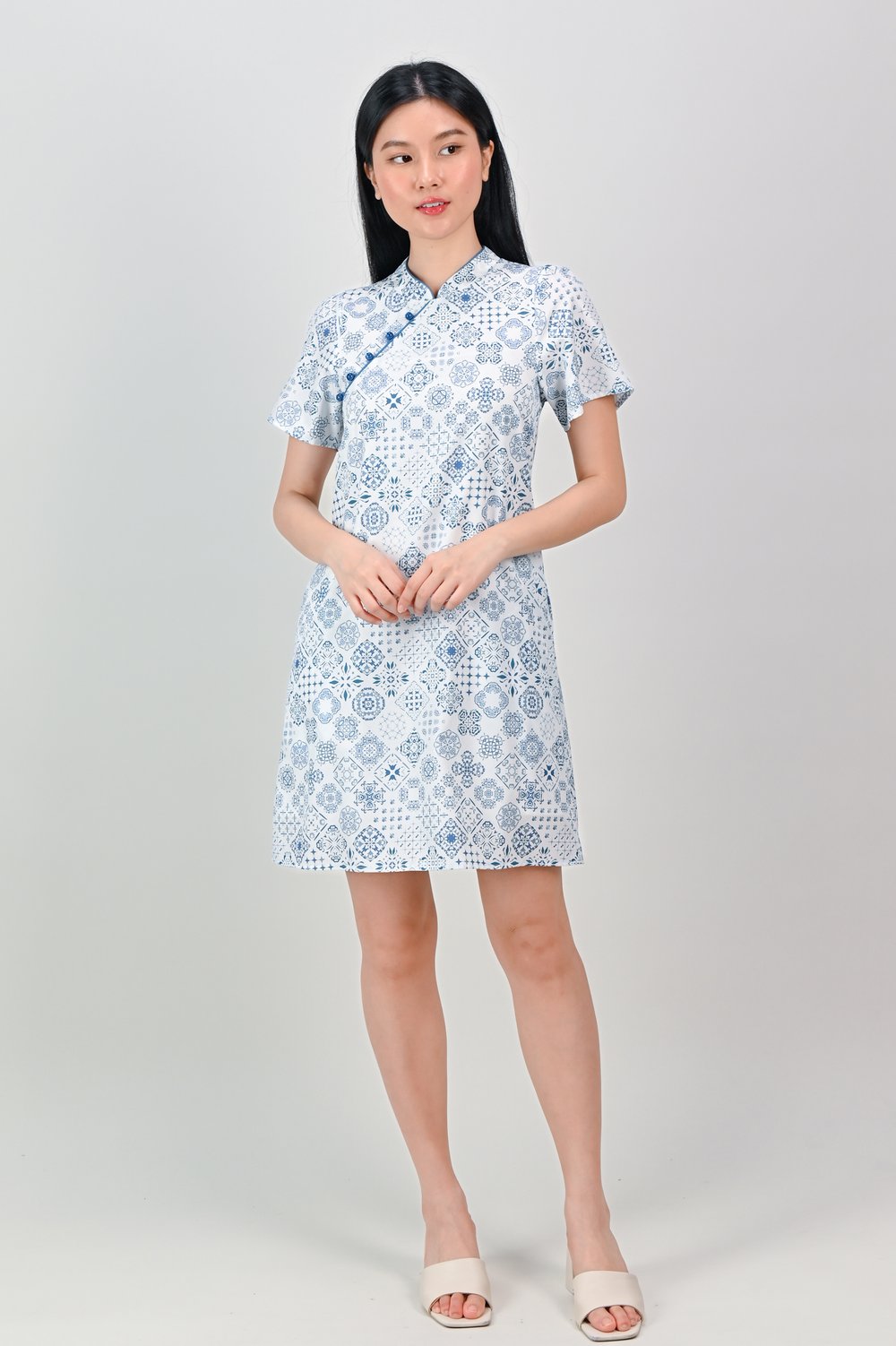 LISBON TILES SLEEVED SHIFT CHEONGSAM
