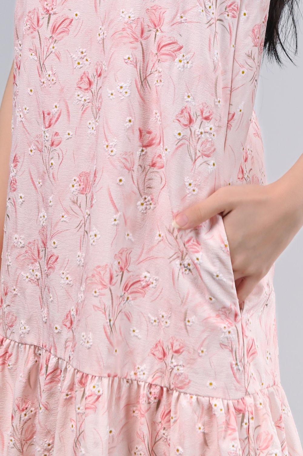 TWIST OF TULIPS SLEEVELESS DROPWAIST DRESS