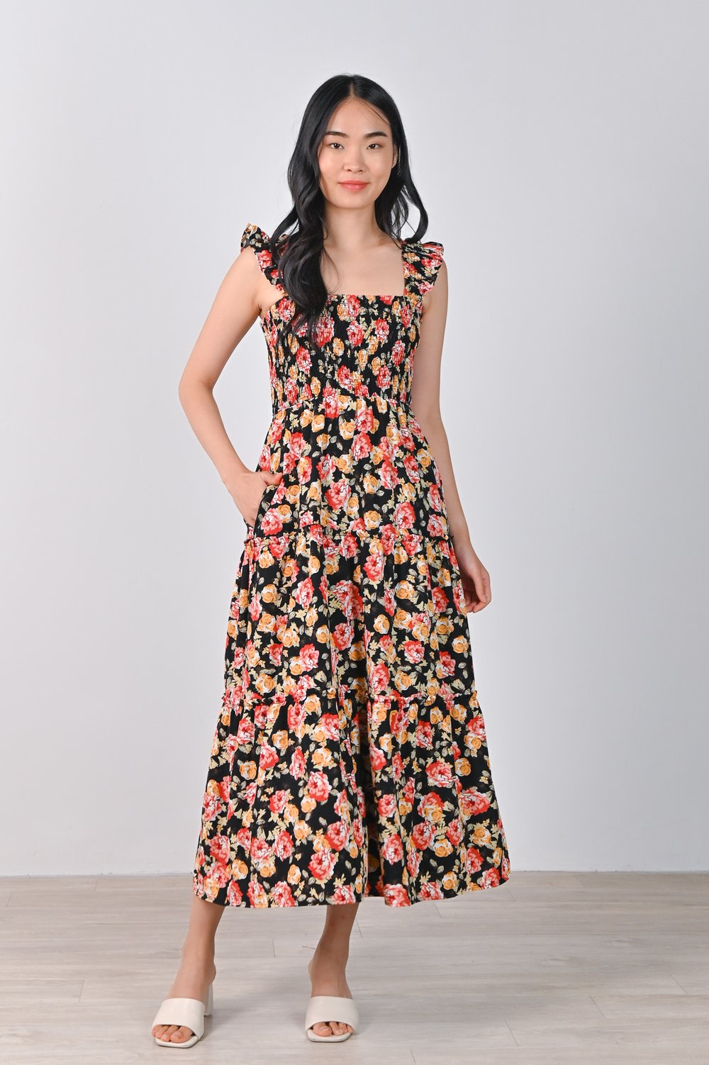 EILEEN FLORAL SMOCKED DRESS IN BLACK