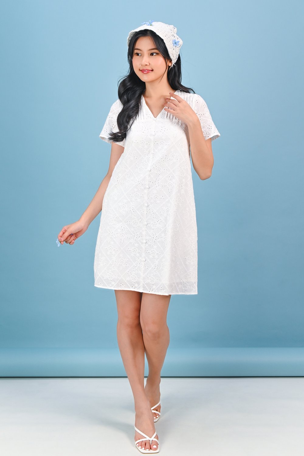 MINKA EYELET SLEEVED DRESS IN WHITE