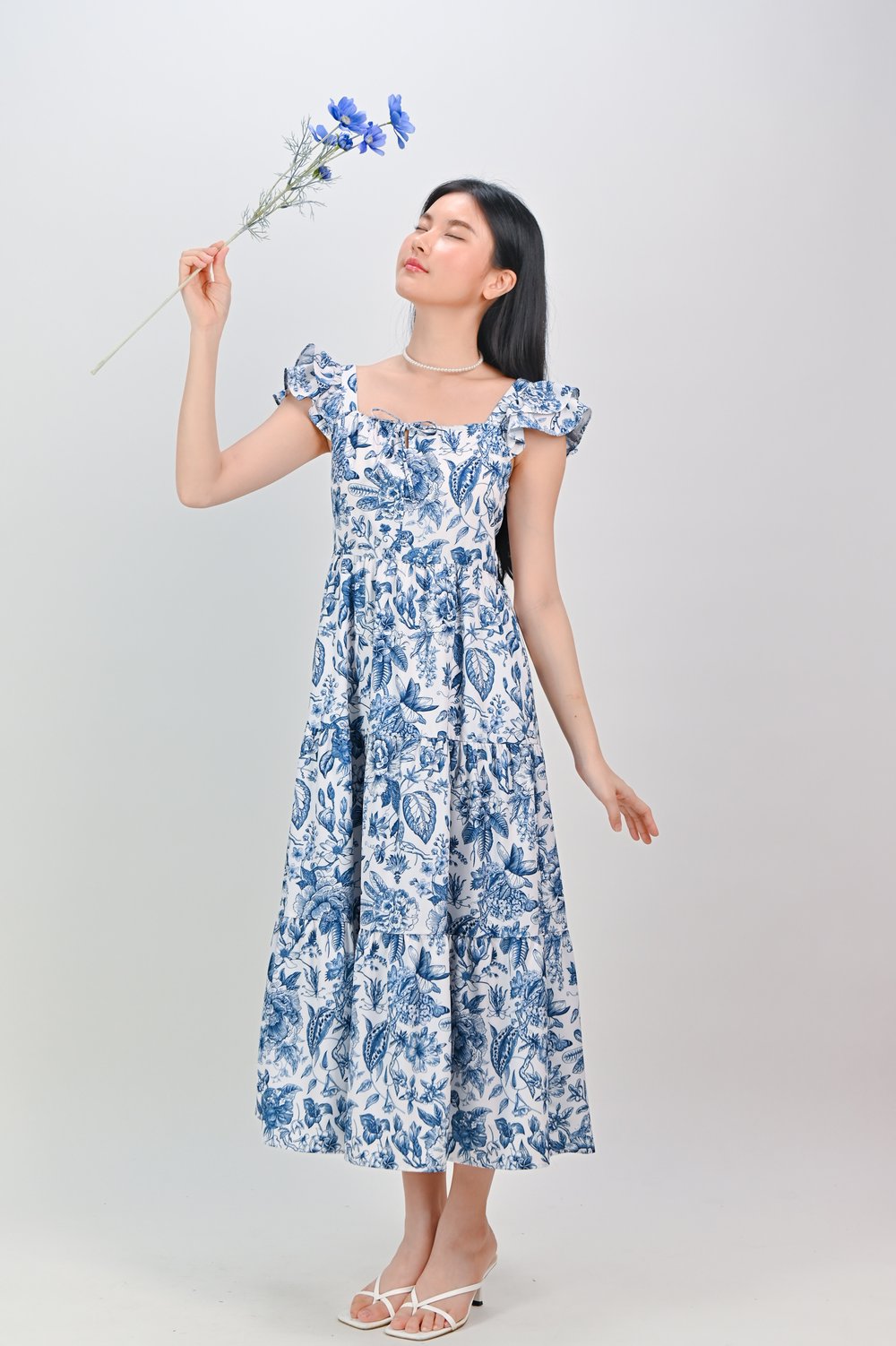 PORCELAIN BLOOMS RUFFLE TIE-DETAIL MAXI