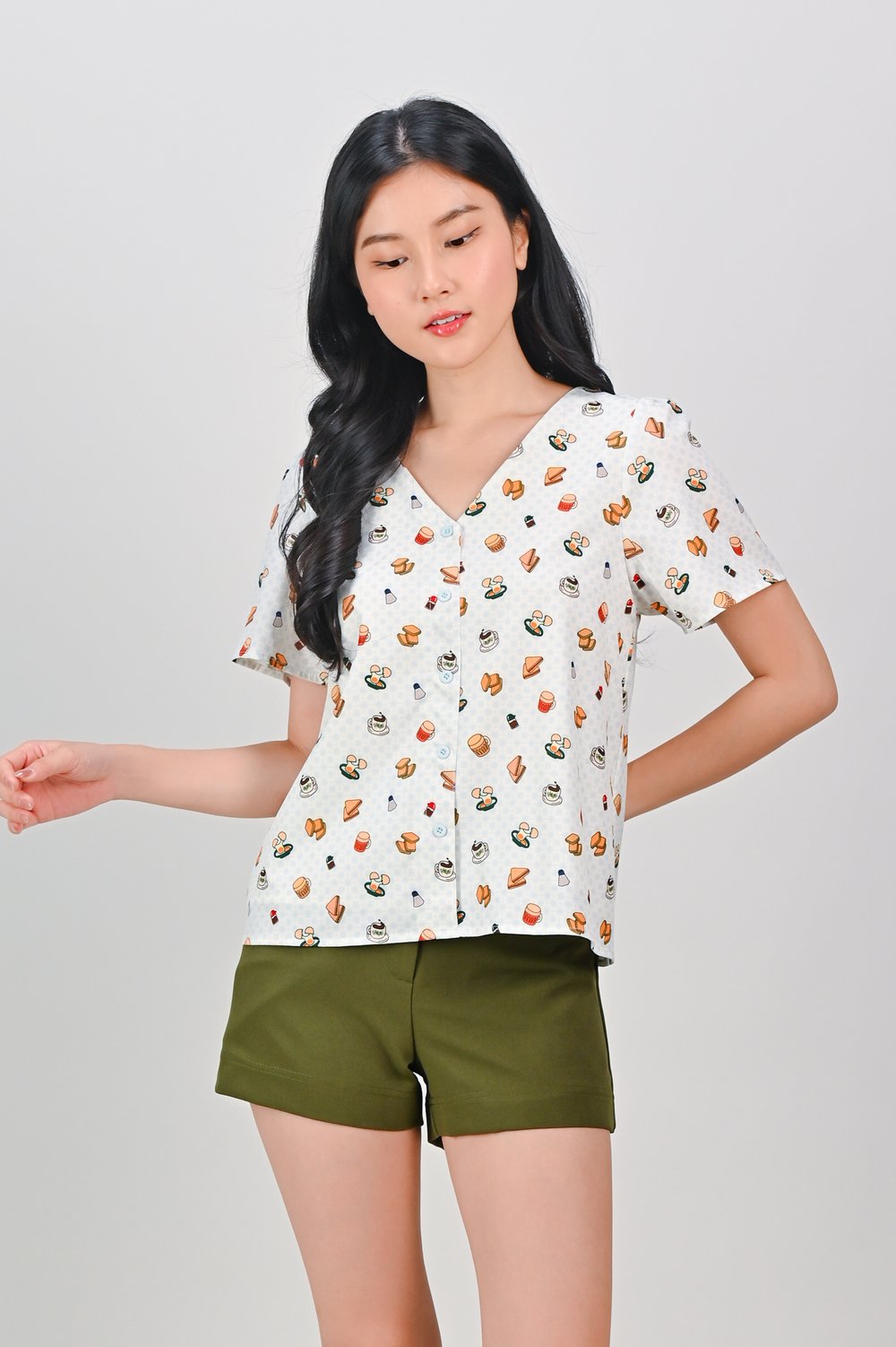 SUNDAY BREAKFAST SLEEVED BUTTON TOP