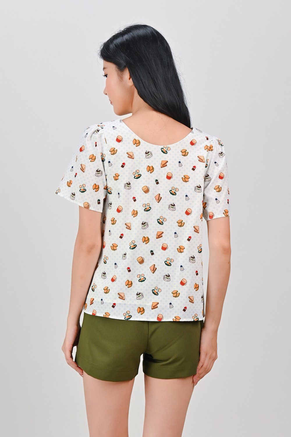 SUNDAY BREAKFAST SLEEVED BUTTON TOP