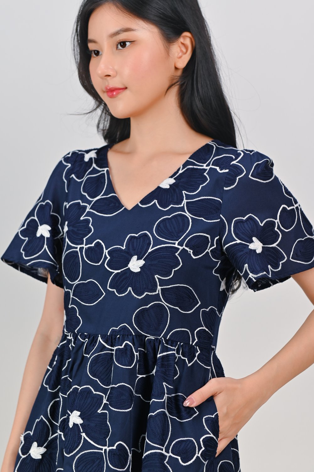 GILLY NAVY FLOWERS V-NECK DRESS-ROMPER