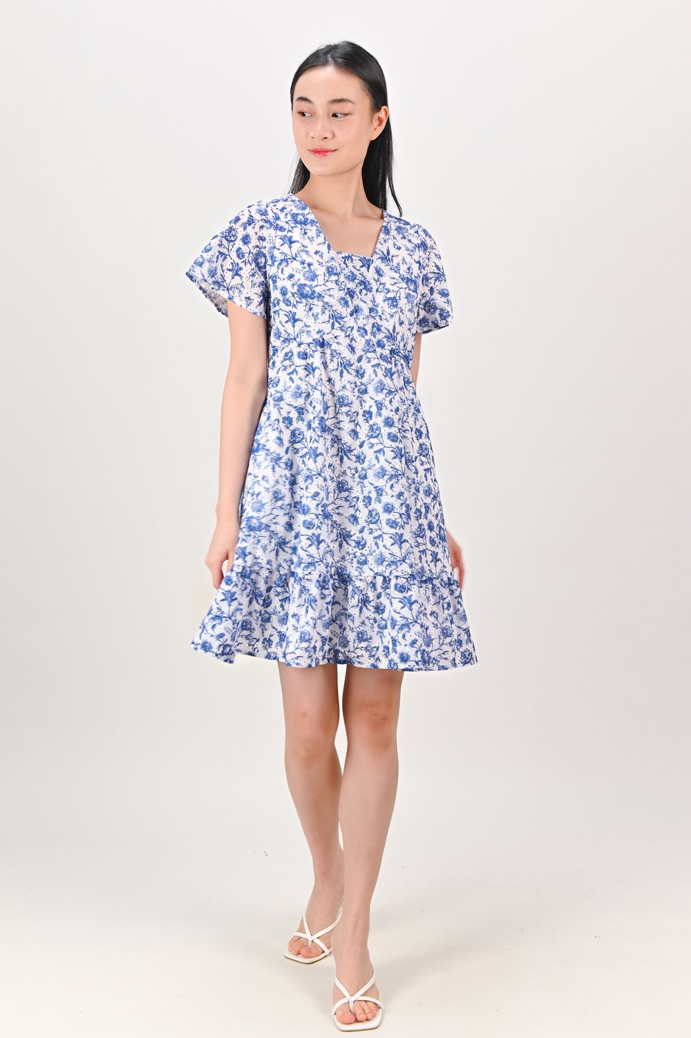 ANTIQUE TOILE EYELET SLEEVED FLOUNCE DRESS