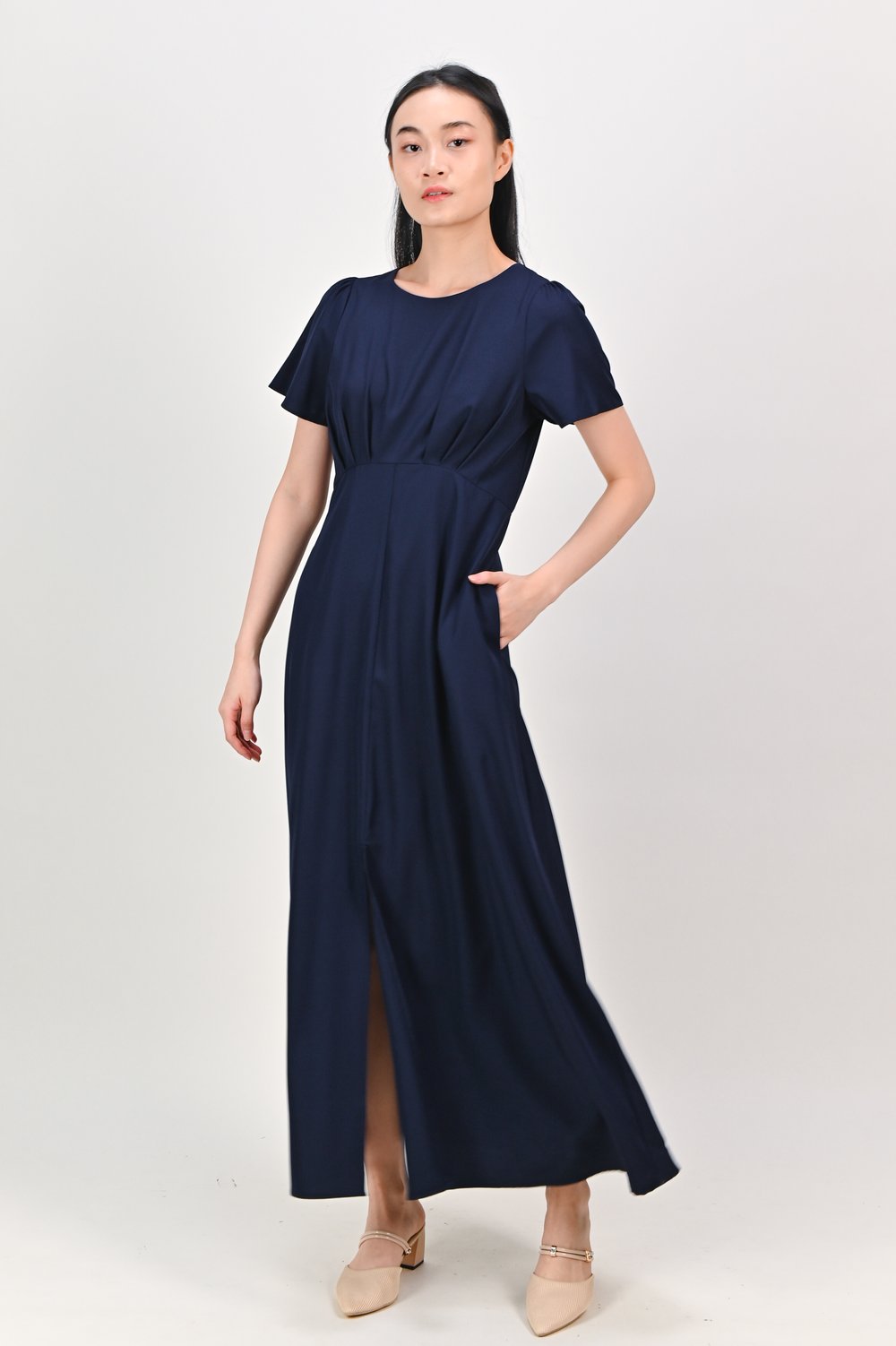 PANELLE CURVED-WAIST SLIT MAXI DRESS IN NAVY