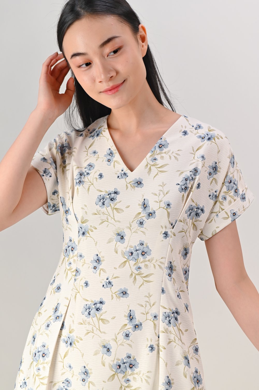 TROMSO BLUE FLORAL SLEEVED MIDI DRESS