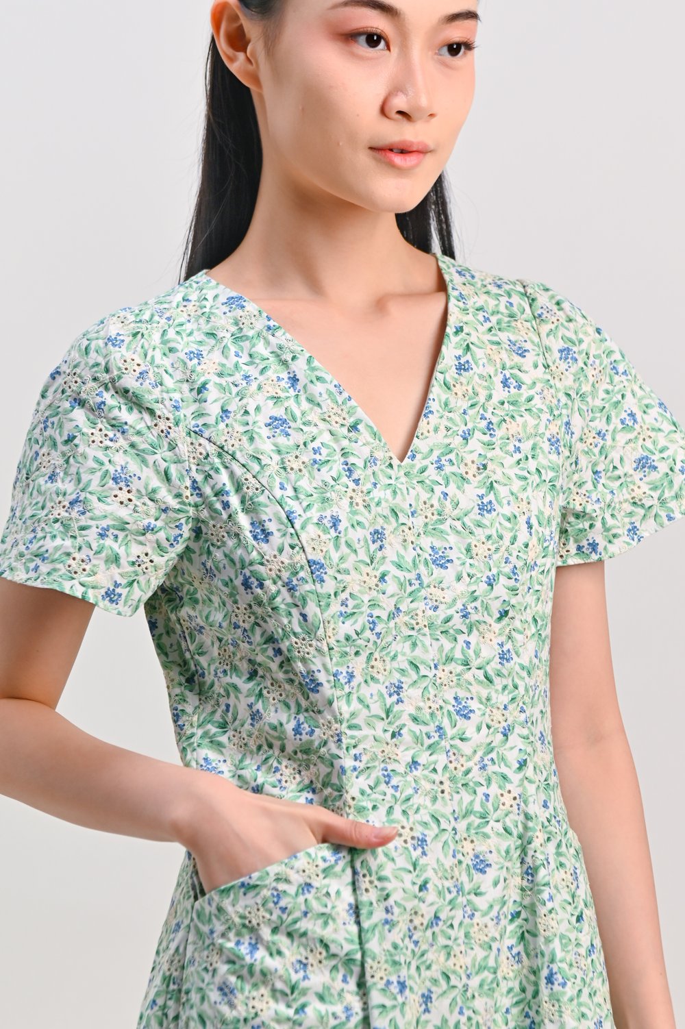 PIANA BLUEBERRY EYELET SLEEVED DRESS