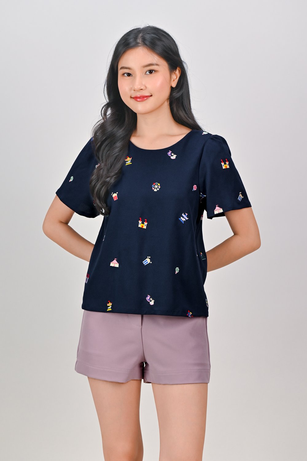 CARNIVAL NAVY EMB. SLEEVED TOP