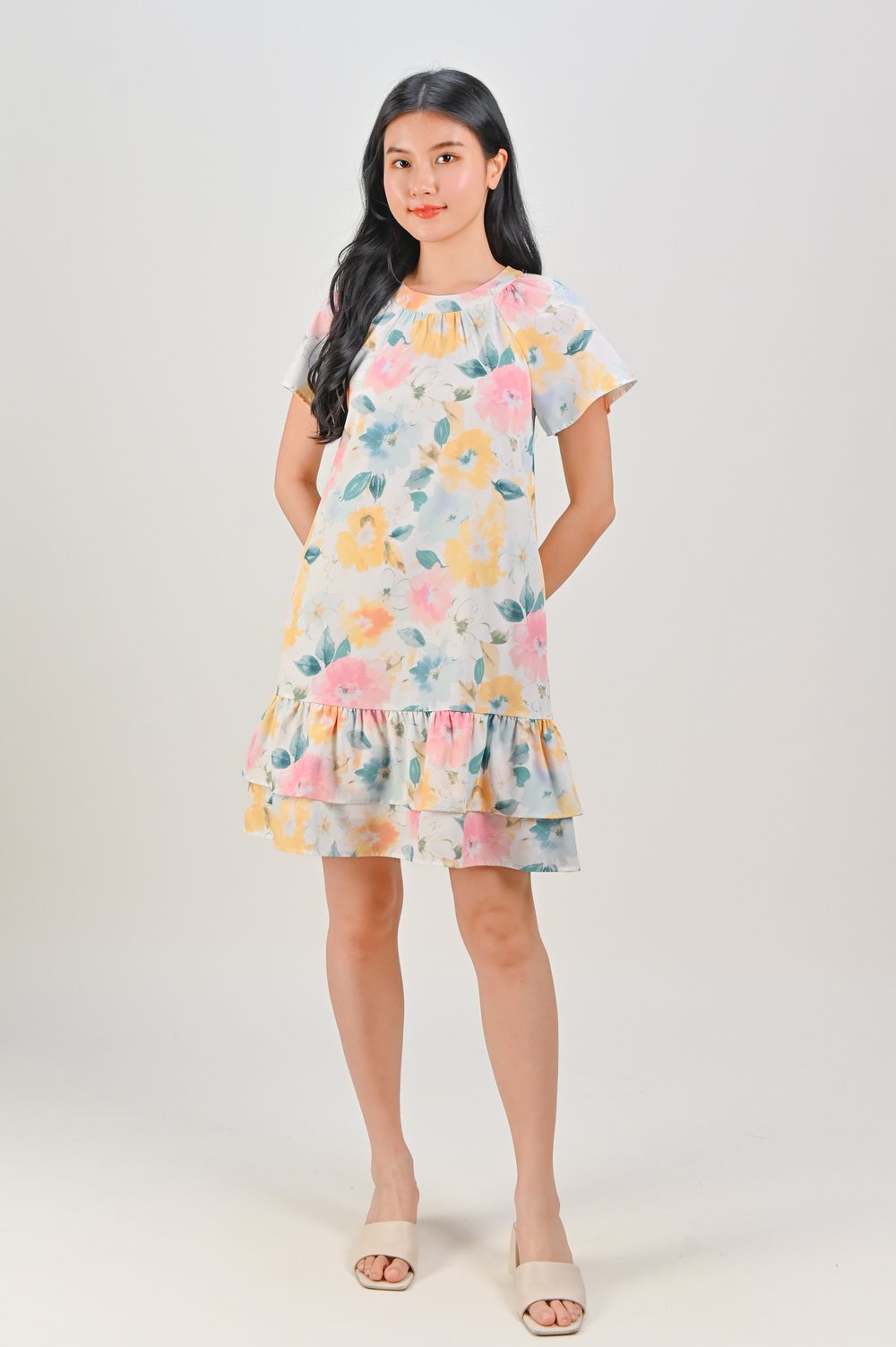 VESPER ROUND-NECK FLOUNCE DRESS IN FLORAL