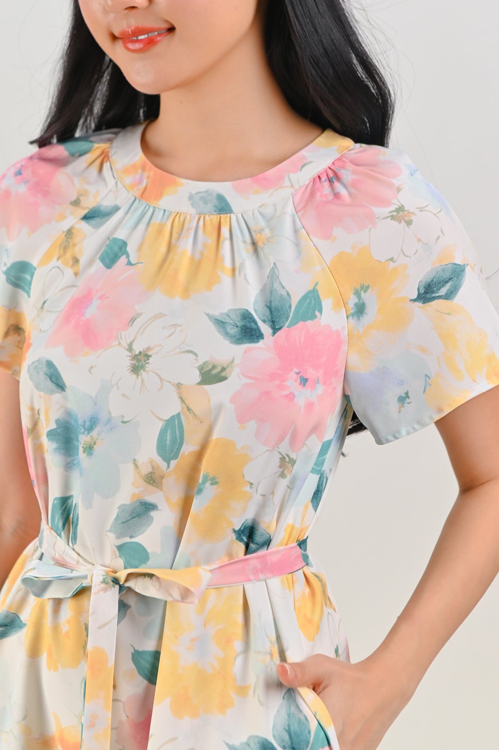 VESPER ROUND-NECK FLOUNCE DRESS IN FLORAL