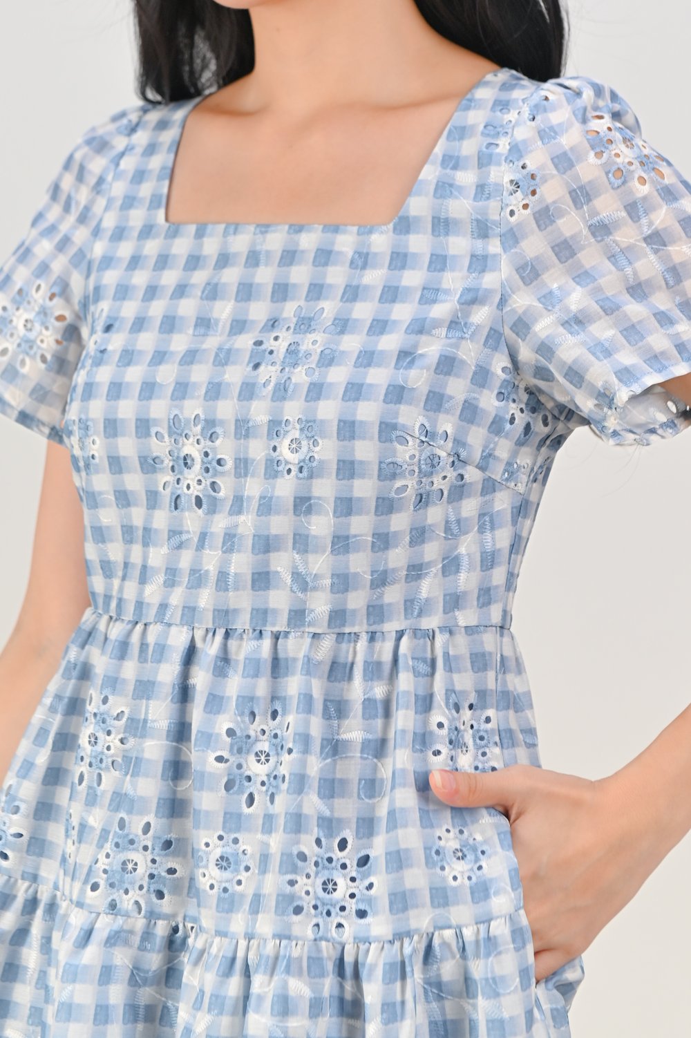 SHIZUKU GINGHAM EYELET BABYDOLL DRESS IN BLUE