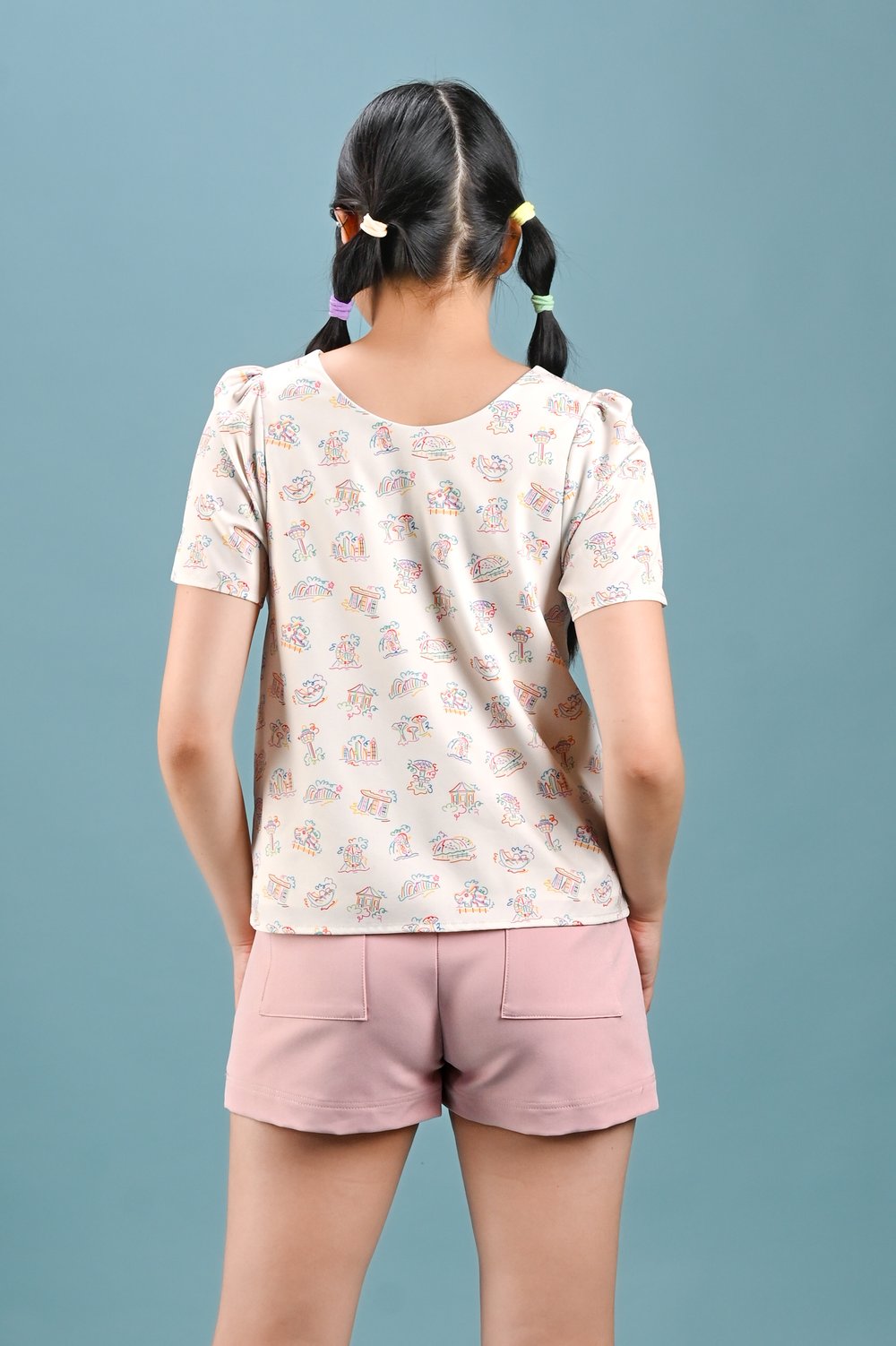 CITY OF DREAMS CREAM SLEEVED BUTTON TOP