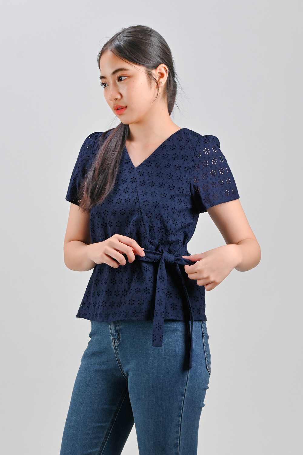 AKARI NAVY EYELET SLEEVED TIE-SASH TOP