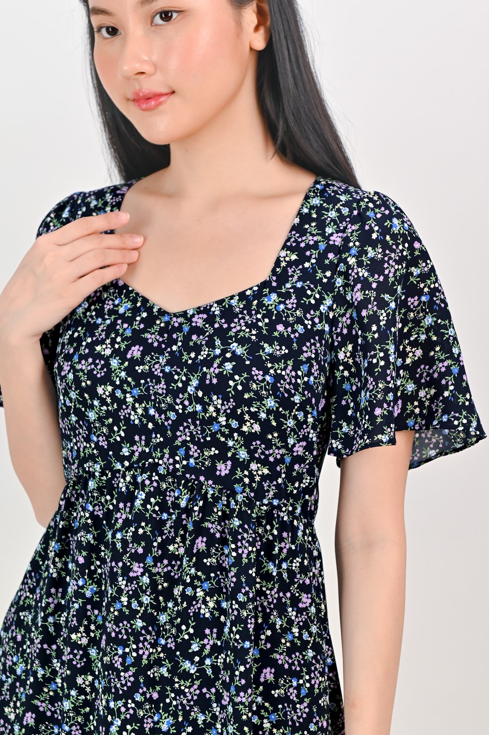 ONDINE NAVY FLORAL SWEETHEART SLEEVED MAXI DRESS