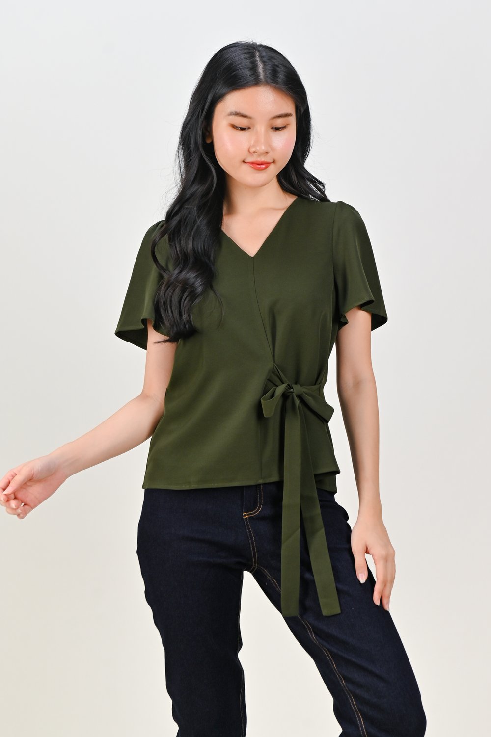 DEXIE SLEEVED TIE-SASH TOP IN OLIVE