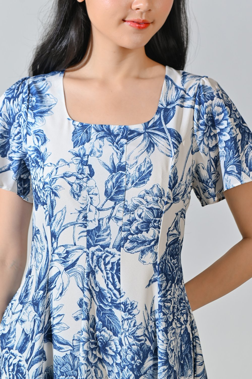 WISTERIA PORCELAIN SLEEVED PANELLED MIDI DRESS