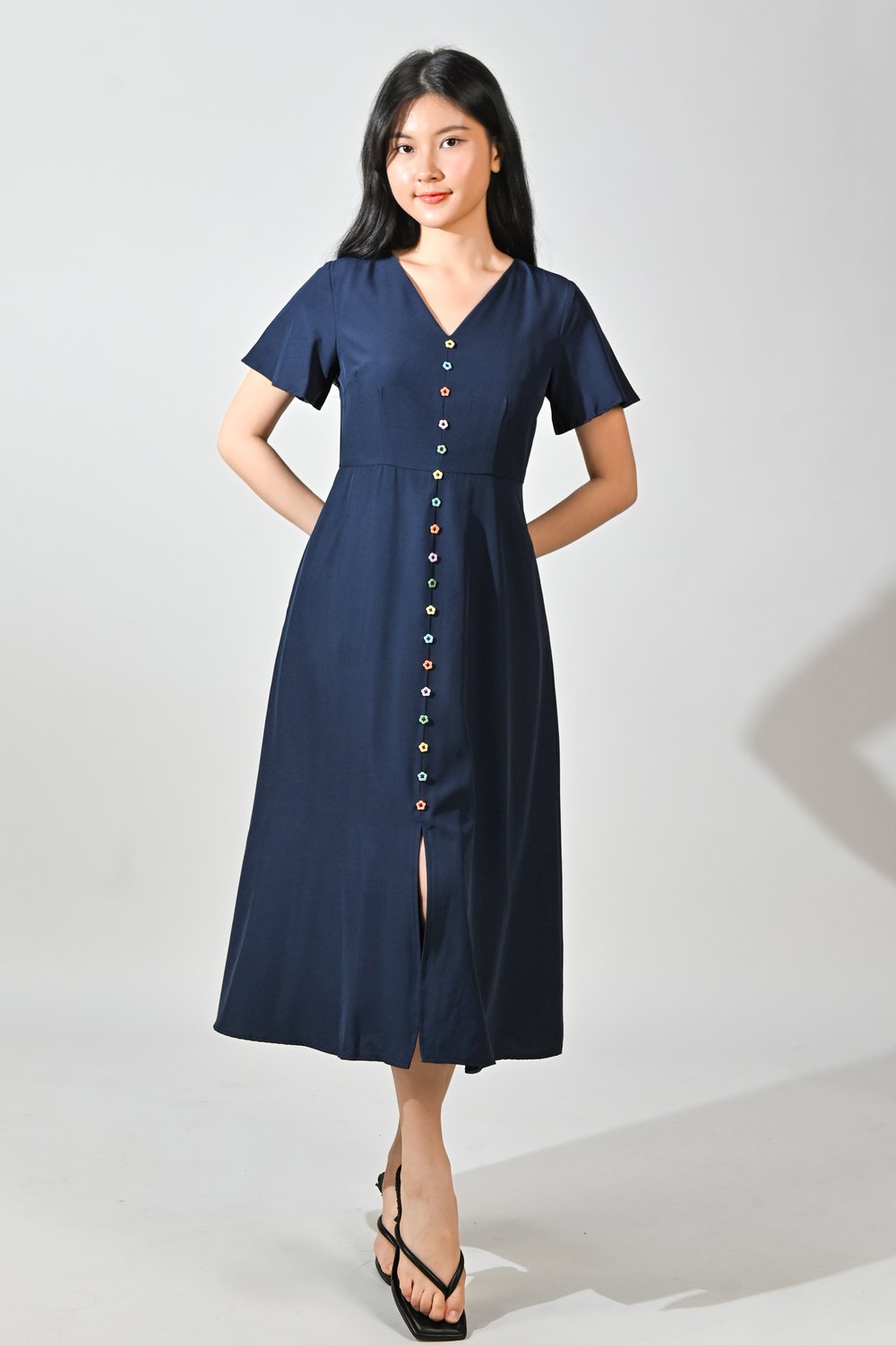AYAME SLEEVED FLOWER-BUTTON MIDI DRESS IN NAVY