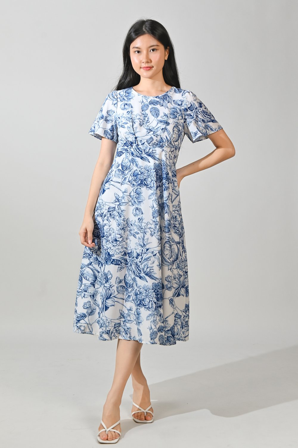 PRIMROSE SLEEVED MIDI DRESS IN PORCELAIN