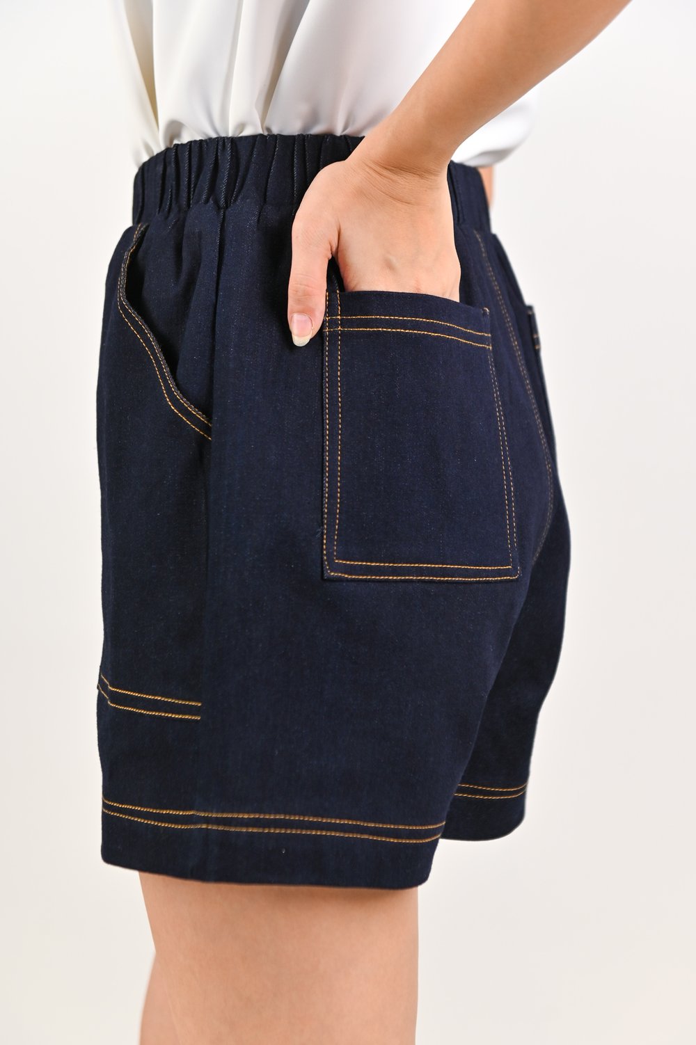 ZORANA ELASTIC-WAIST SHORTS IN DARK DENIM