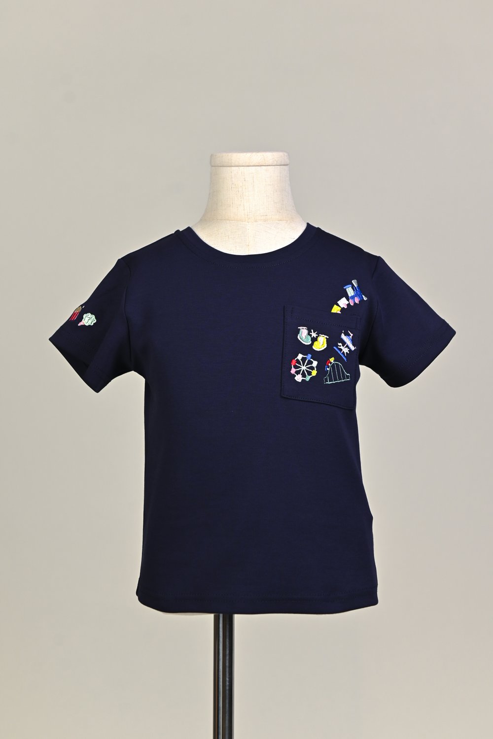 CARNIVAL NAVY EMB. POCKET KIDS’ TEE